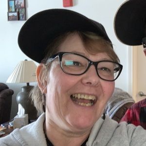 Meet your Posher, Kelly